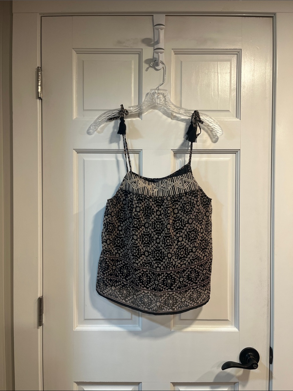 American Eagle Outfitters Tassle Tie Tank Top Size Small